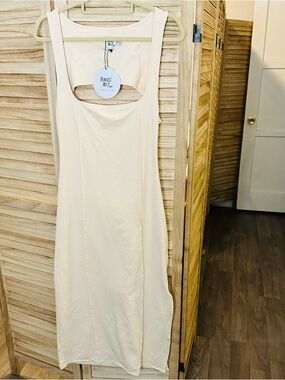Princess Polly Ayla Midi dress NWT